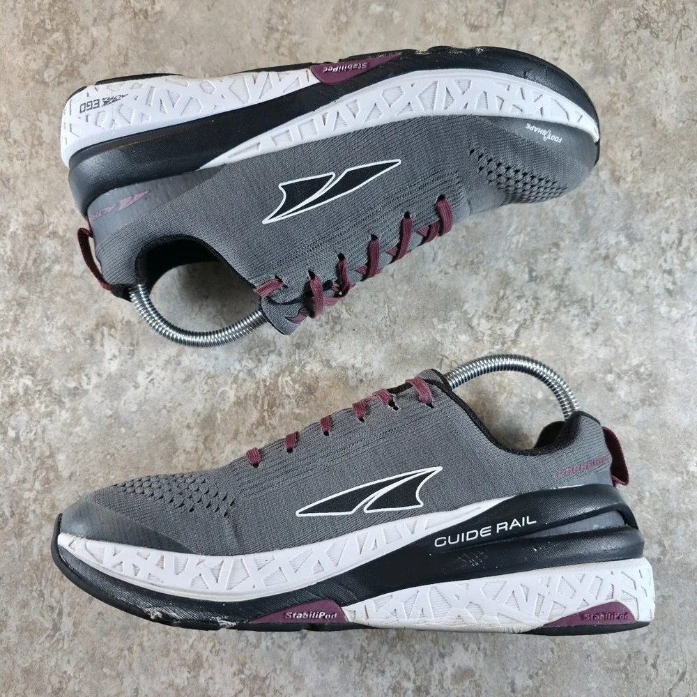 Altra gray burgundy